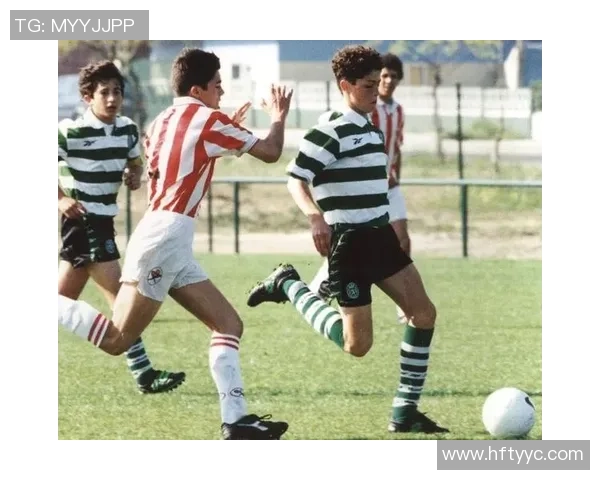 足球巨星从少年时代到巅峰的成长历程，回顾他们的童年集锦与激情瞬间