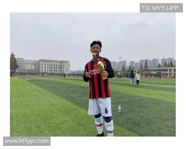 足球巨星马克的传奇人生从绿茵场辉煌到精神力量的永恒传承